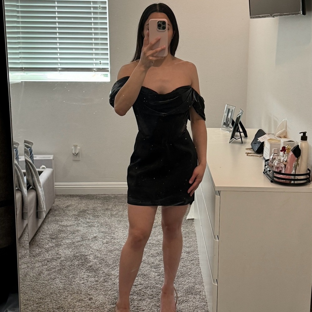 House of CB Off Shoulder Mini Dres